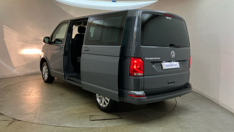 Volkswagen Transporter T30 Swb Diesel 2.0 TDI 150 Highline Kombi Van